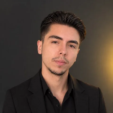 Sebastian Angulo, fundador de ANGUX